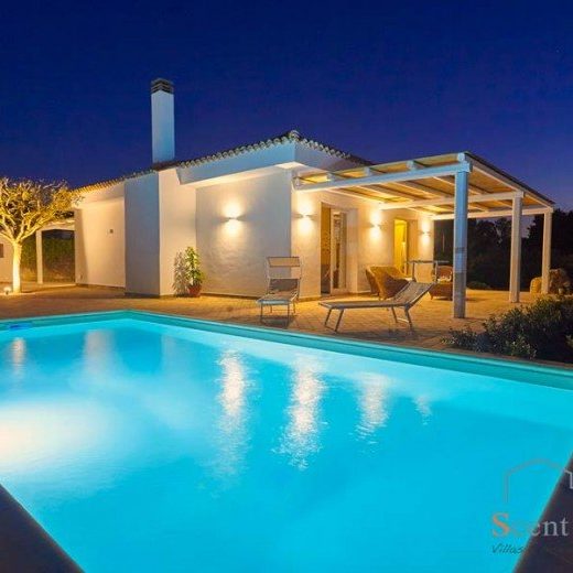 Piscina in villa privata a Trapani Marsala Sicilia